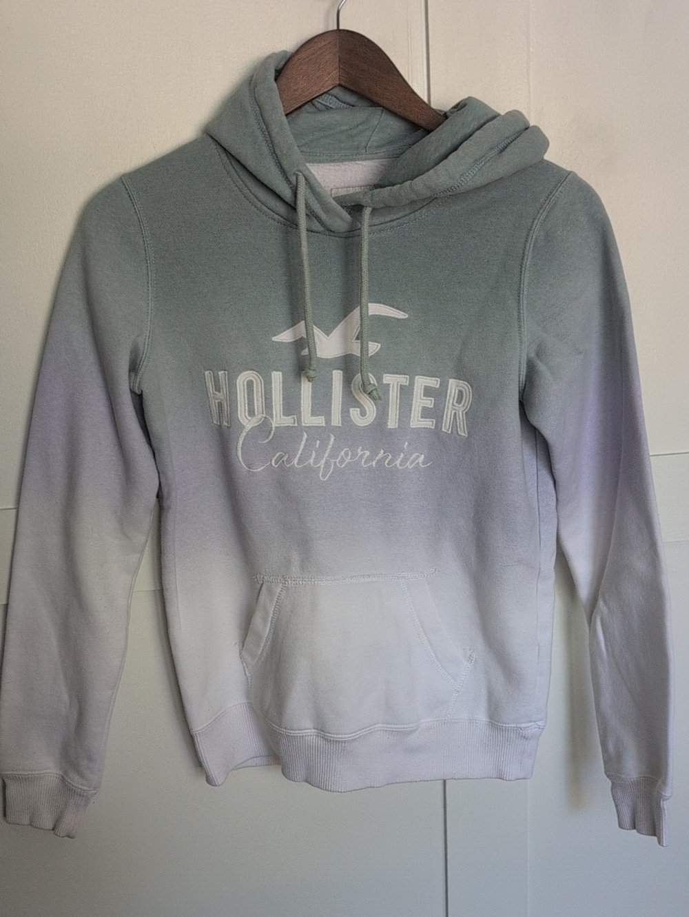 Hollister Mint-to-White Ombre Pullover Hoodie